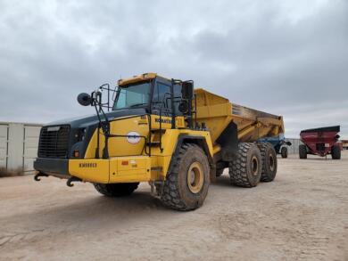 Komatsu HM400-5 Articulated Dump Truck