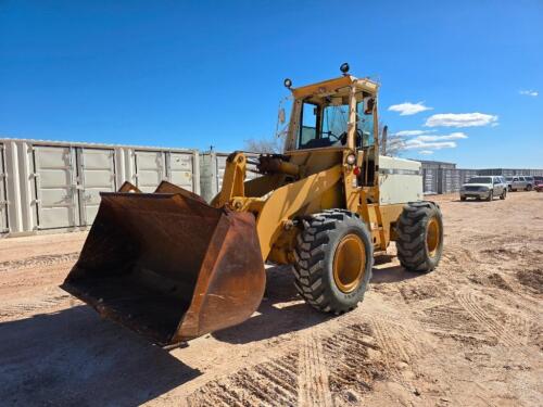 International 520 Series B Wheel Loader