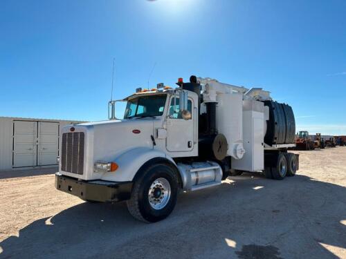 2013 Peterbilt 365 Hydro Vac Truck