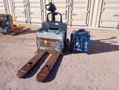 Jungheinrich ECR-327 Electric Pallet Jack w/Charger