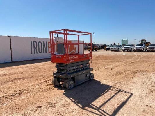 Sky Jack SJIII-3219 Scissor Lift