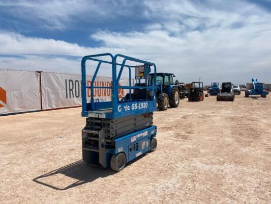 2015 Genie GS-1930 Scissor Lift