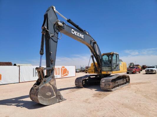 John Deere 290G LC Excavator