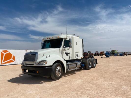 2006 Freightliner Columbia Truck Tractor