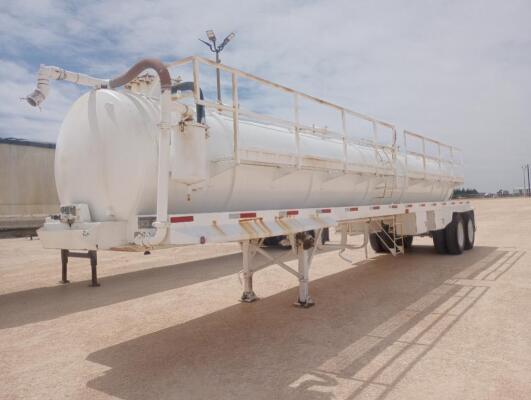 2006 V.E. Enterprises 130BBL Vacuum Tank Trailer