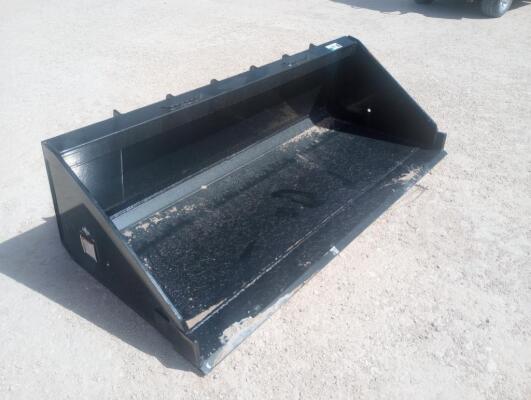 Unused Skid Steer Bucket w/Single Blade