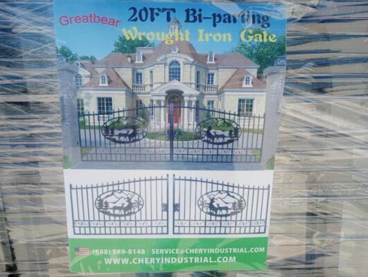 Unused Greatbear 20ft Iron Gate with ''DEER '' Artwork in the Middle Gate Frame