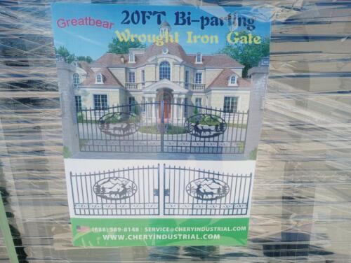 Unused Greatbear 20ft Iron Gate with ''DEER '' Artwork in the Middle Gate Frame