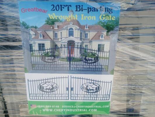 Unused Greatbear 20ft Iron Gate with ''DEER '' Artwork in the Middle Gate Frame