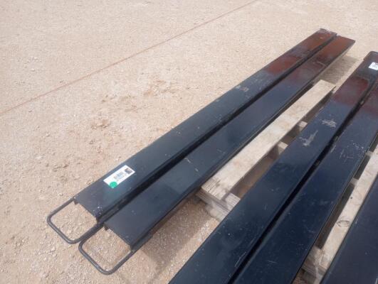 (1) Set Unused 84'' Light Duty Fork Extensions