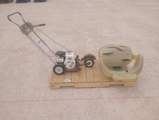 Dayton Edger, Tractor Seat