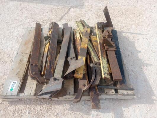 Pallet of Lister Shanks