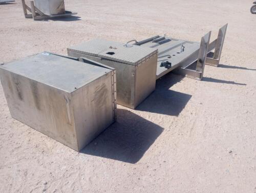 Merritt Headache Rack/(2) Trauck Toolbox