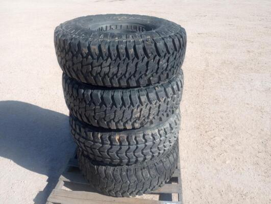 (4) Military Humvee Wheels w/Tires 37 x 12.50 R 16.5