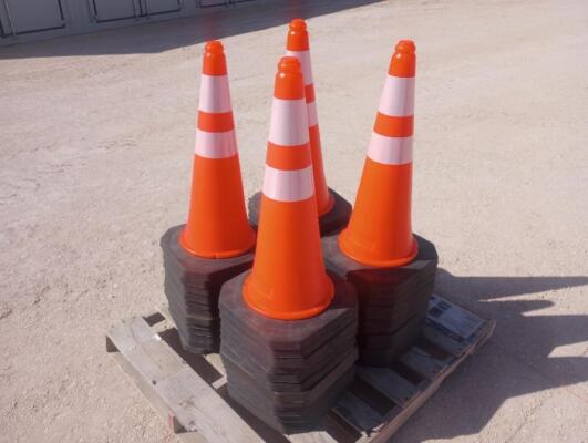 (50) Unused Safety Traffic Cones