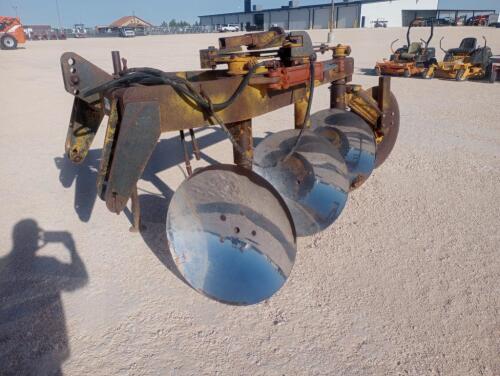 Baker 3SHD 3 Bottom Disk Plow