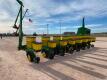 John Deere 7200 Conservation Planter - 3