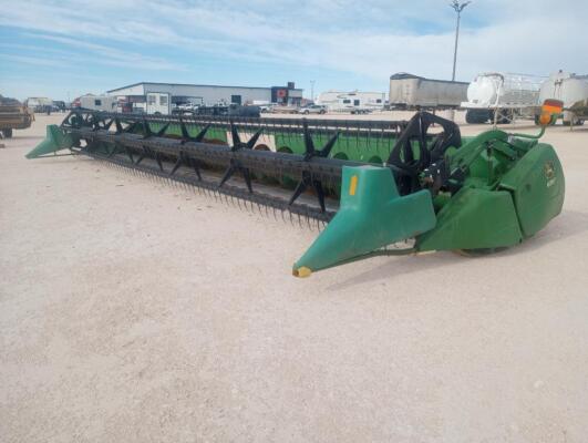 John Deere 635F HydraFlex Platform