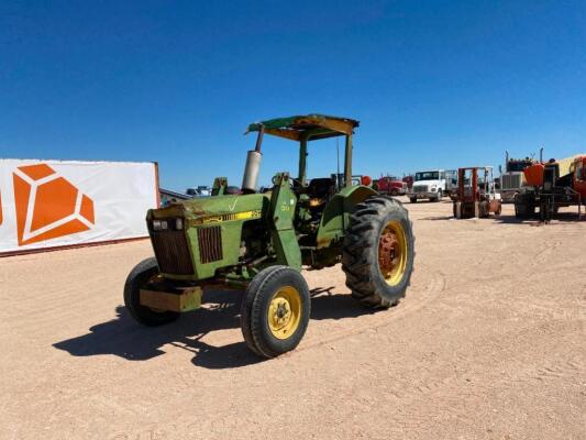 John Deere 1250 Tractor