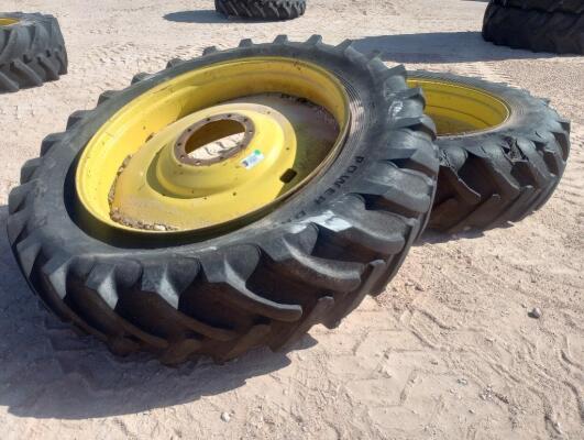 (2) John Deere Duals w/Tires 18.4R46