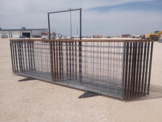 (10) Free Standing 24Ft Goat Panels (1) w/ Gate