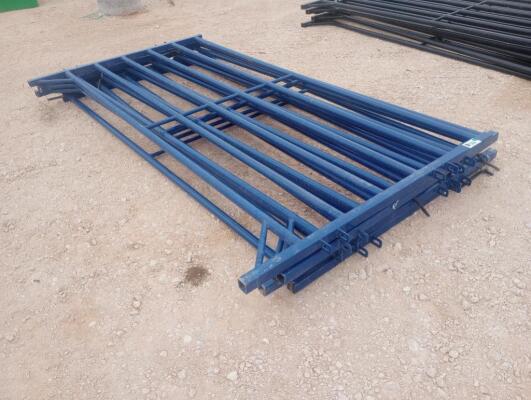 (5) Unused 10Ft x 64" Corral Panels