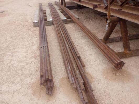 (1) Bundle of 1" Steel Rods