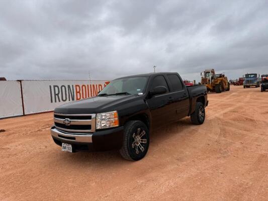 2010 Chevrolet Silverado Pickup Truck