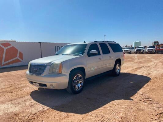 2010 GMC Yukon XL Multipurpose Vehicle