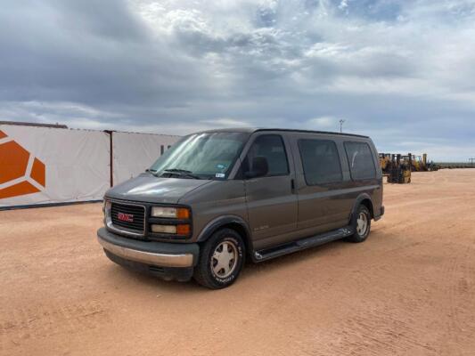 2000 GMC 1500 Savana Passenger Van