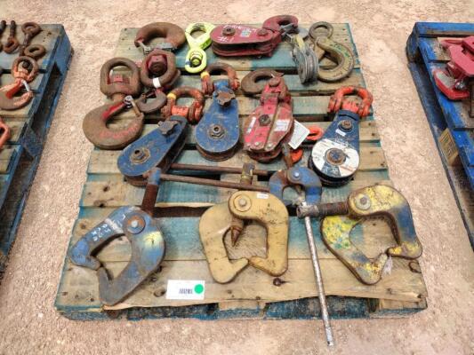 Pallet of Misc Hooks