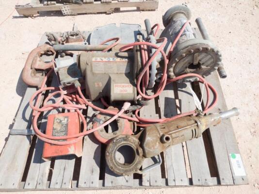 (2) Ridgid 300 Pipe Threaders/Misc Pipe Threading Equipment