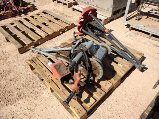 Ridgid 300-T2 Pipe Threader/(1) Tristand