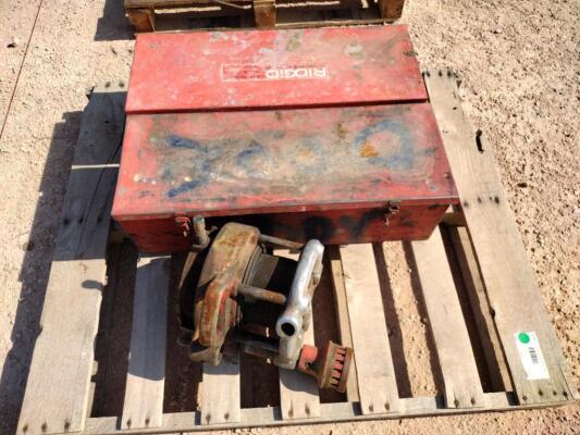 Misc Pipe Threading Equipment