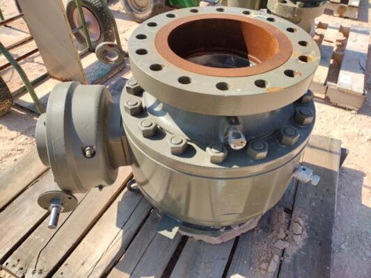Unused Balon 10F-300 Valve