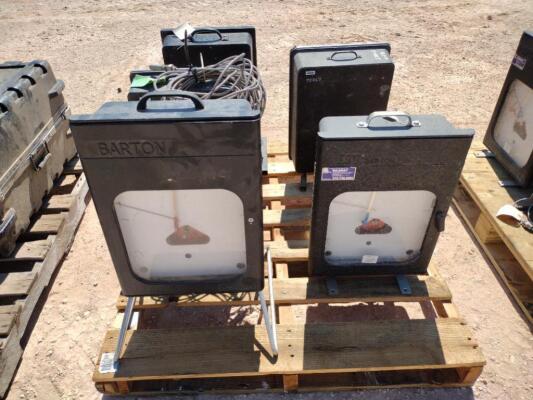 (5) Pressure and Temperature Chart Recorders