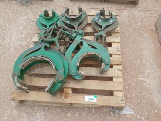(5) Pipe Lifting Tongs ( Different Sizes )
