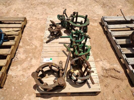 (7) Line Up Pipe Clamps