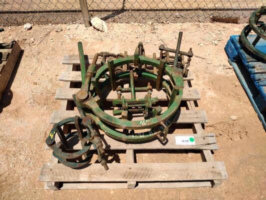 (5) Line Up Pipe Clamps