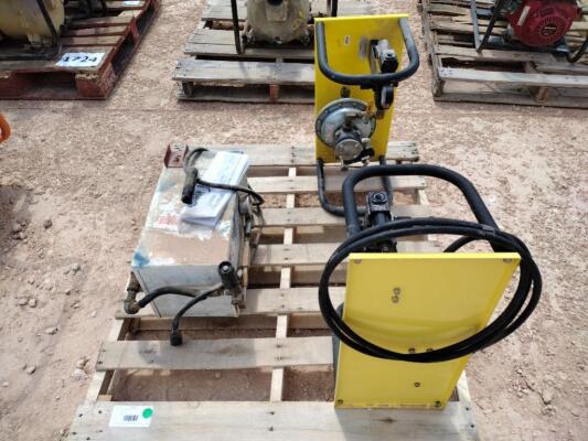 (2) Barbee S216J60 Portable Hydrostatic Testers/(1) Hydrostatic 6334-1000 Tester