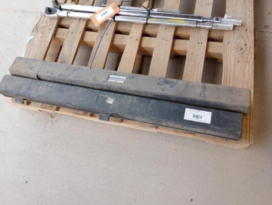 (2) Armstrong 3/4" Torque Wrenches