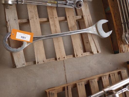 (1) 3 7/8" Wrench