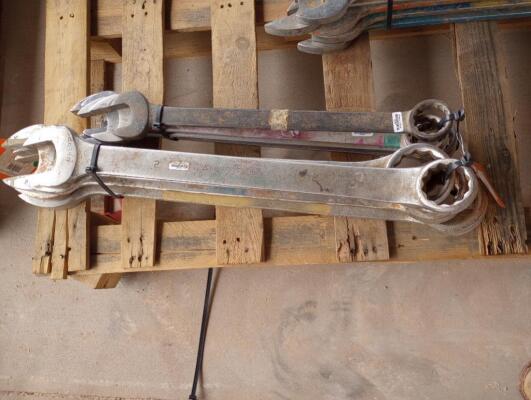 (10) Wrenches Various Sizes From 1 3/8" - 2 9/16"