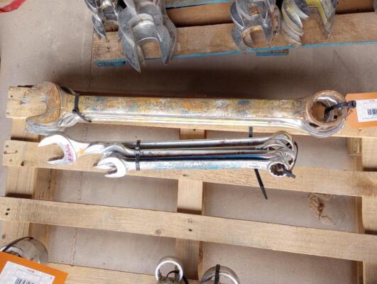 (10) Wrenches Various Sizes From 1 5/16" - 2 1/2"