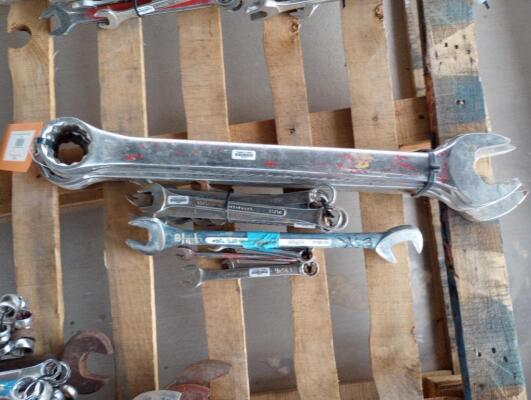 (16) Wrenches Various Sizes From 9/16" - 2 1/2"