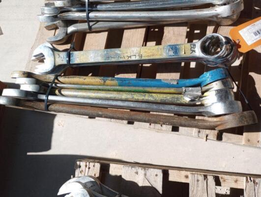 (10) Wrenches Various Sizes From 2" - 2 15/16"
