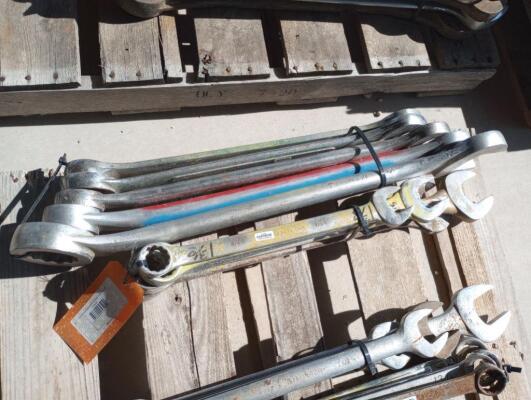 (10) Wrenches Various Sizes From 1 3/8" - 2 9/16"