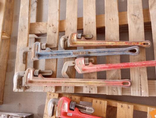 (4) Pipe Wrenches