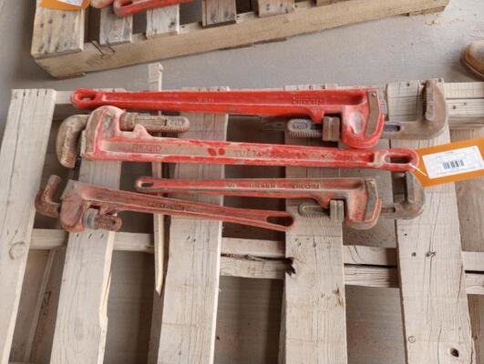 (4) Pipe Wrenches