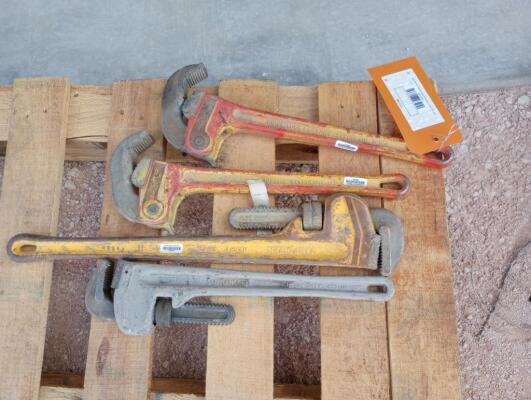 (4) Pipe Wrenches